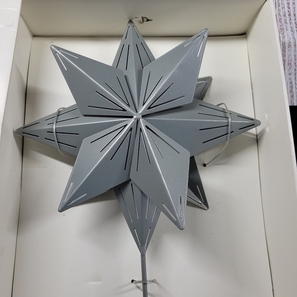 HEARTH & HAND WITH MAGNOLIA CHRISTMAS TREE TOPPER STAR SILVER METAL - Picture 3 of 16